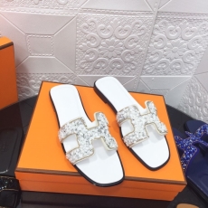 Hermes Slippers